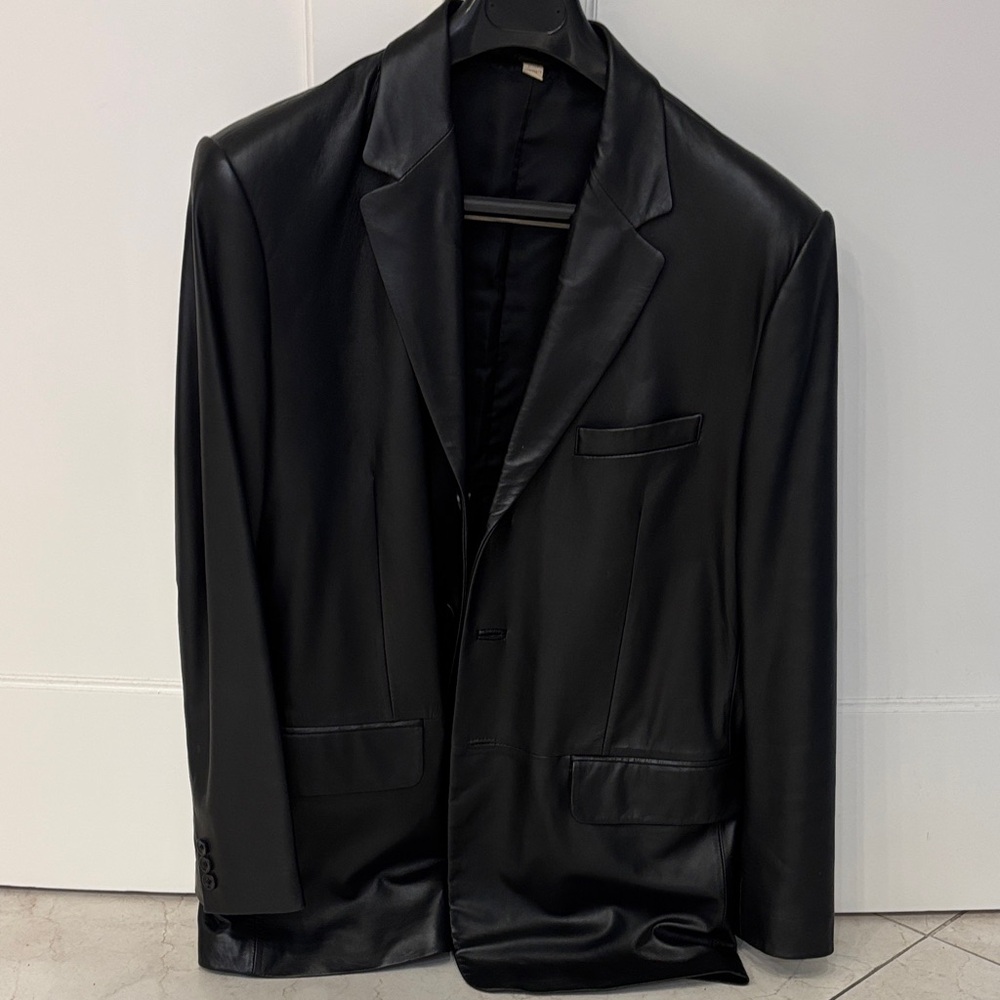 Claiborne Sleek Black leather Men's Blazer